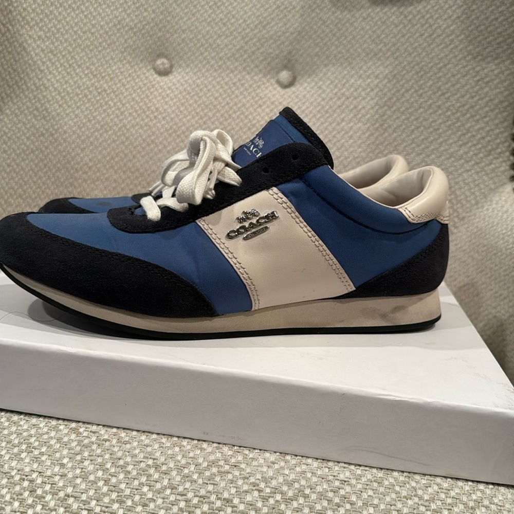Used COACH sneakers size 9